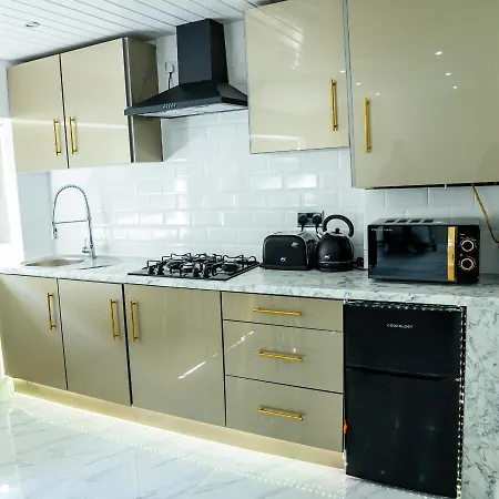 펜션 1 Bed House - Sleeps 2 - Parking - Wifi