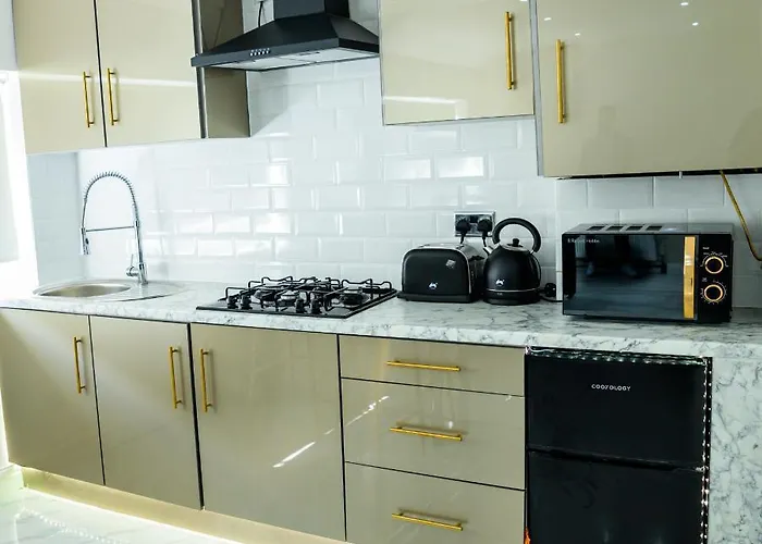 펜션 1 Bed House - Sleeps 2 - Parking - Wifi